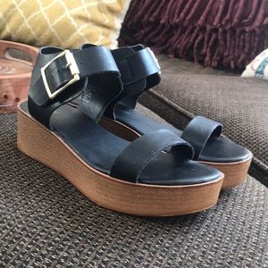 Mossimo Supply Co black/brown sandals
